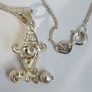 Retro Style Freshwater Cultured Pearl & Topaz 925 Pendant 18" Necklace